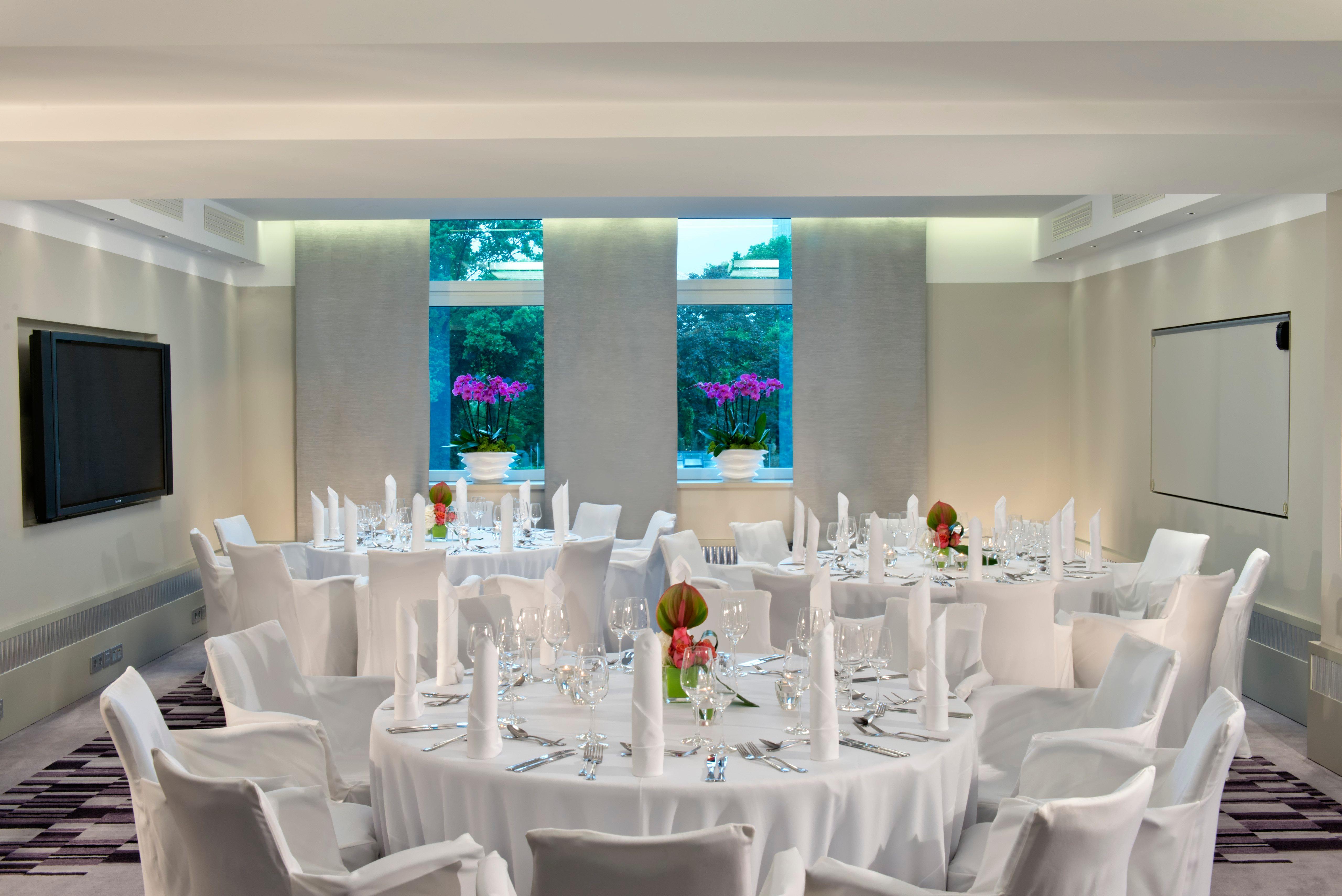 Intercontinental By Ihg Hotel